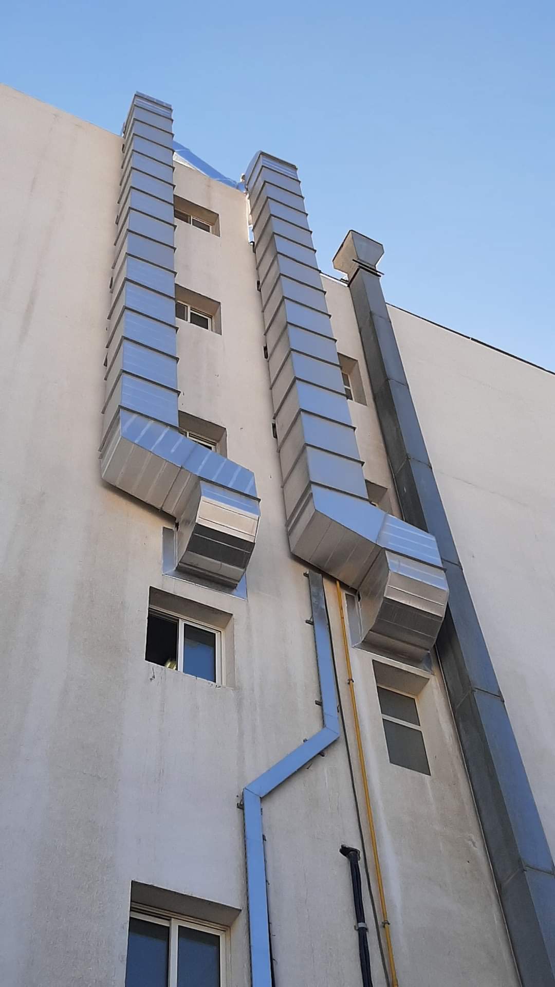 AHU 1